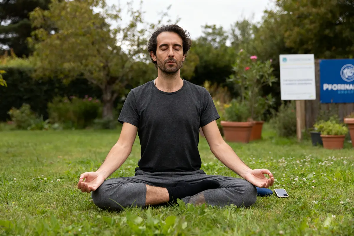 Cohérence cardiaque et méditation : exercice anti-stress rapide